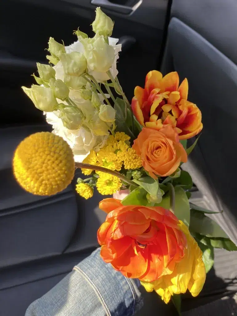 Як швидко зняти біль у вусі