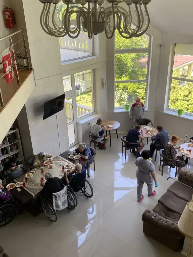 Як швидко зняти оніміння ноги